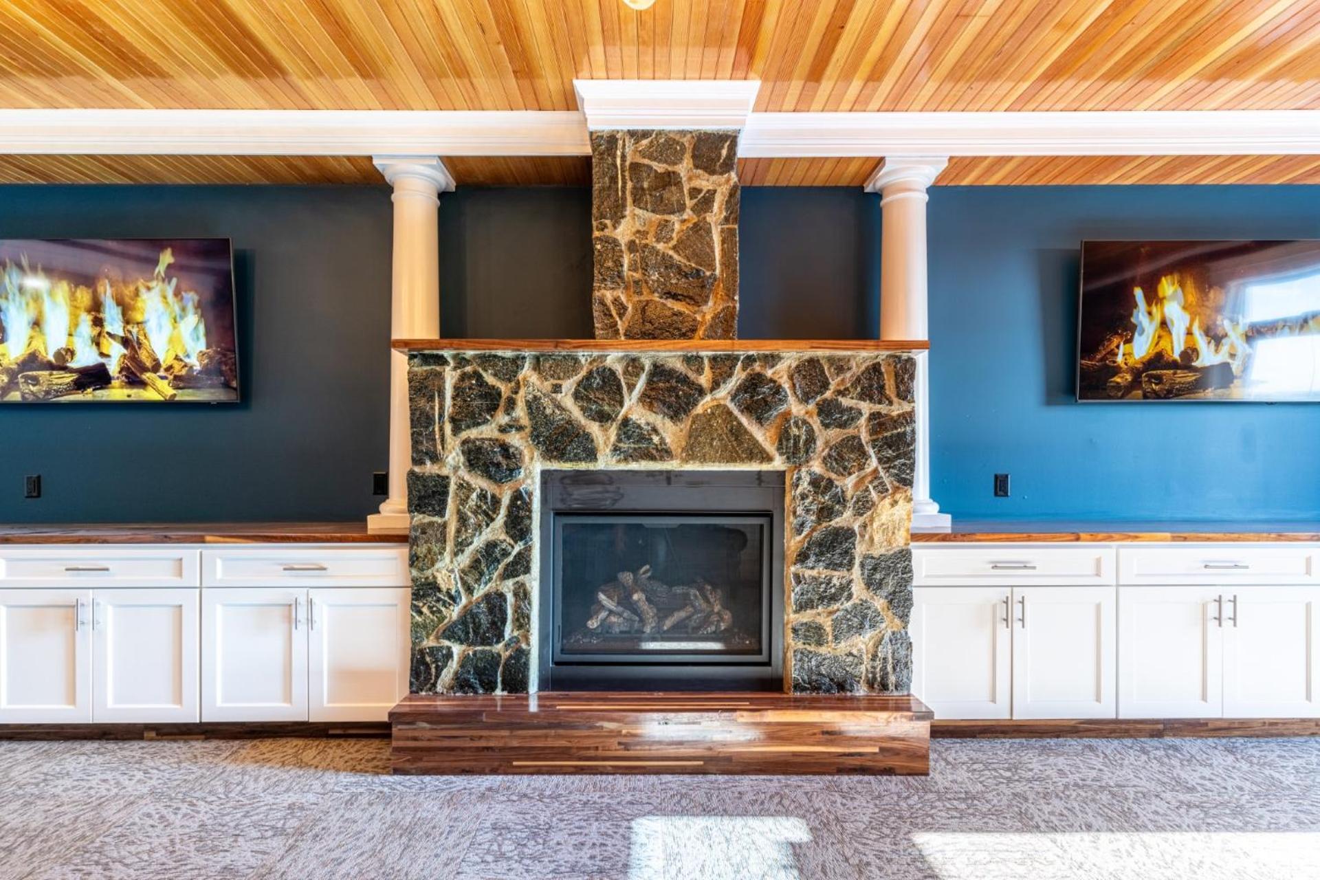 Stone Park Ellsworth-Bar Harbor Aparthotel Exterior foto